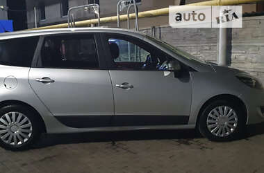 Минивэн Renault Scenic 2012 в Днепре