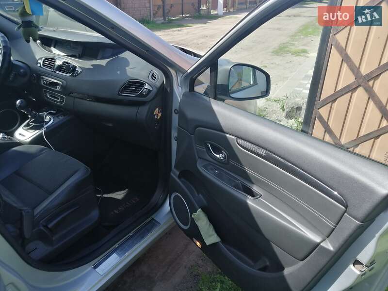 Минивэн Renault Scenic 2012 в Прилуках