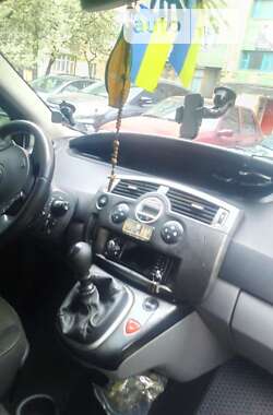 Минивэн Renault Scenic 2003 в Хмельницком