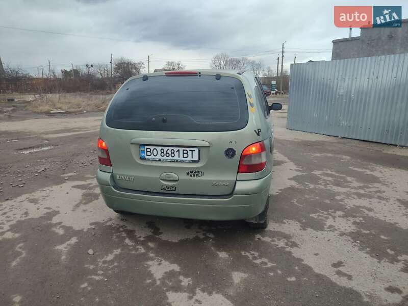 Минивэн Renault Scenic 2001 в Ивано-Франковске