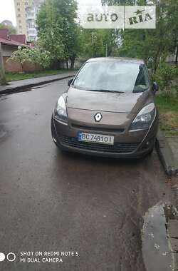 Минивэн Renault Scenic 2010 в Львове