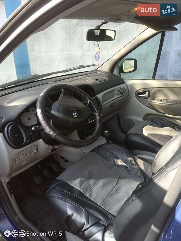 Мінівен Renault Scenic 2003 в Обухові