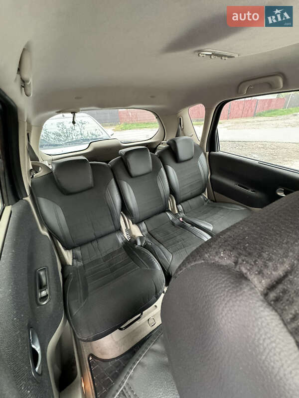 Минивэн Renault Scenic 2005 в Ивано-Франковске