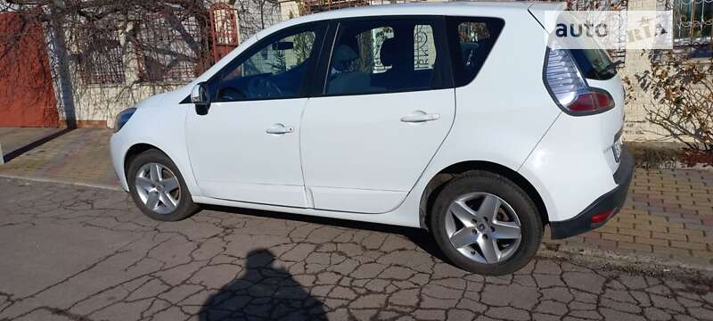 Минивэн Renault Scenic 2015 в Желтых Водах