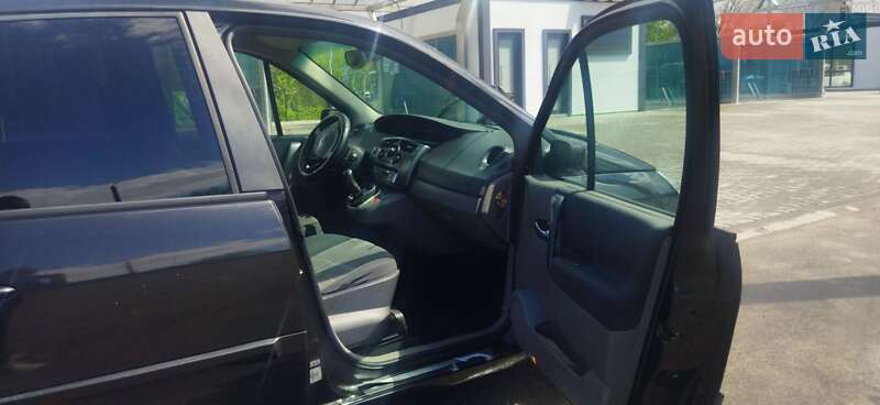 Минивэн Renault Scenic 2004 в Кропивницком