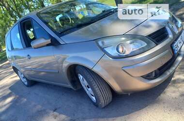 Минивэн Renault Scenic 2008 в Корце