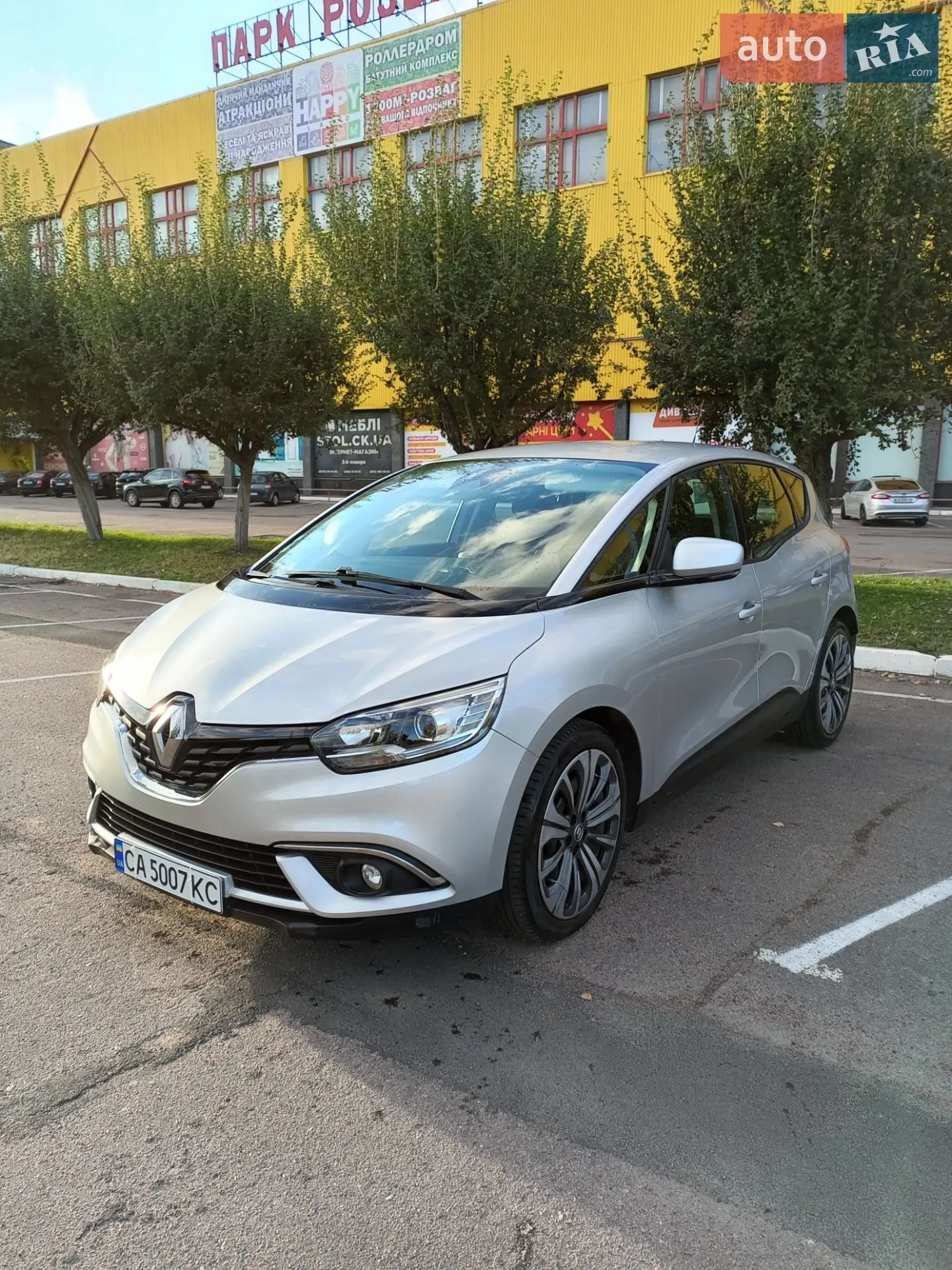 2017 Renault Scenic - фото 1