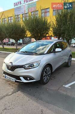 Минивэн Renault Scenic 2017 в 