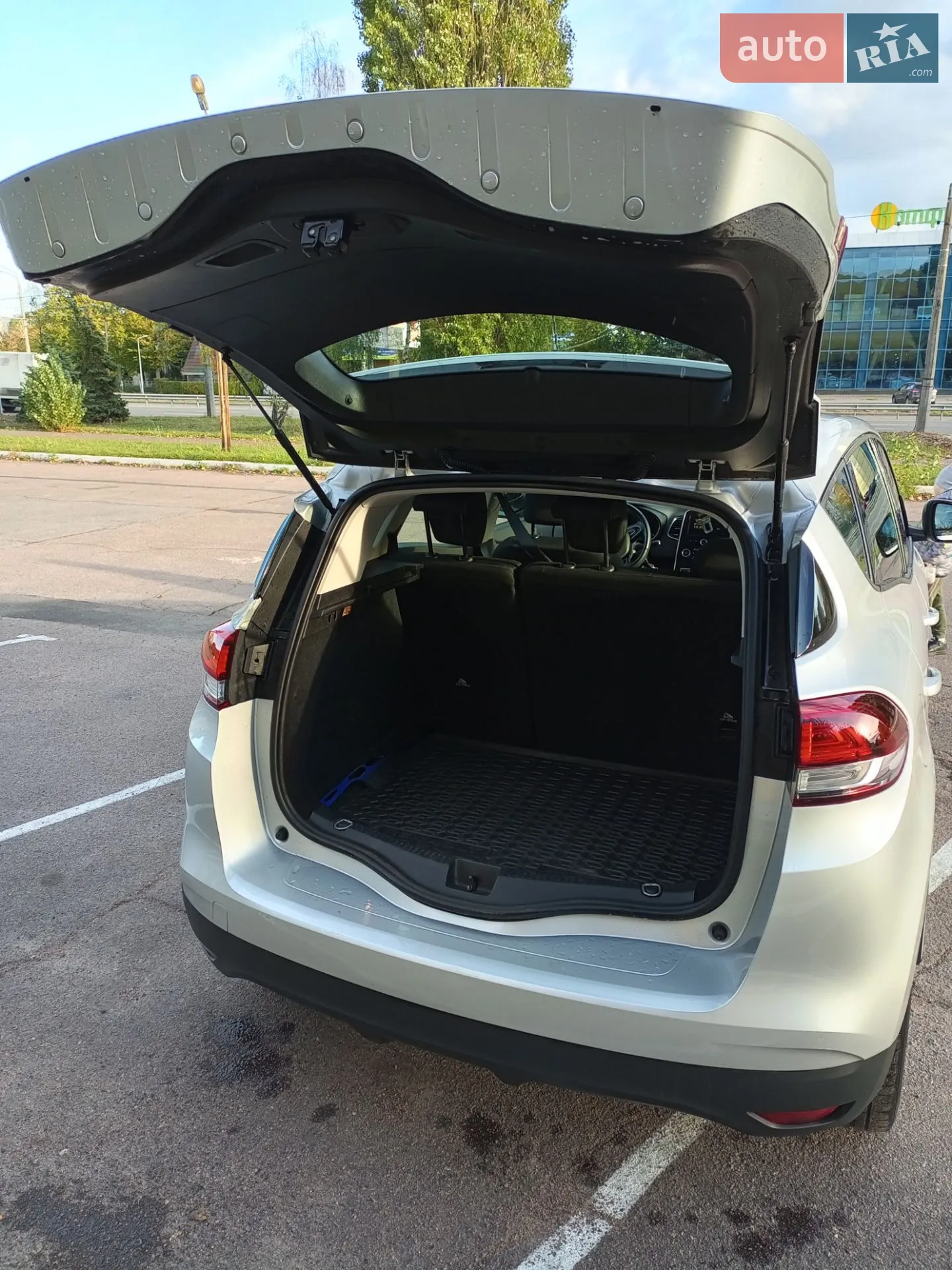 2017 Renault Scenic - мініатюра 21