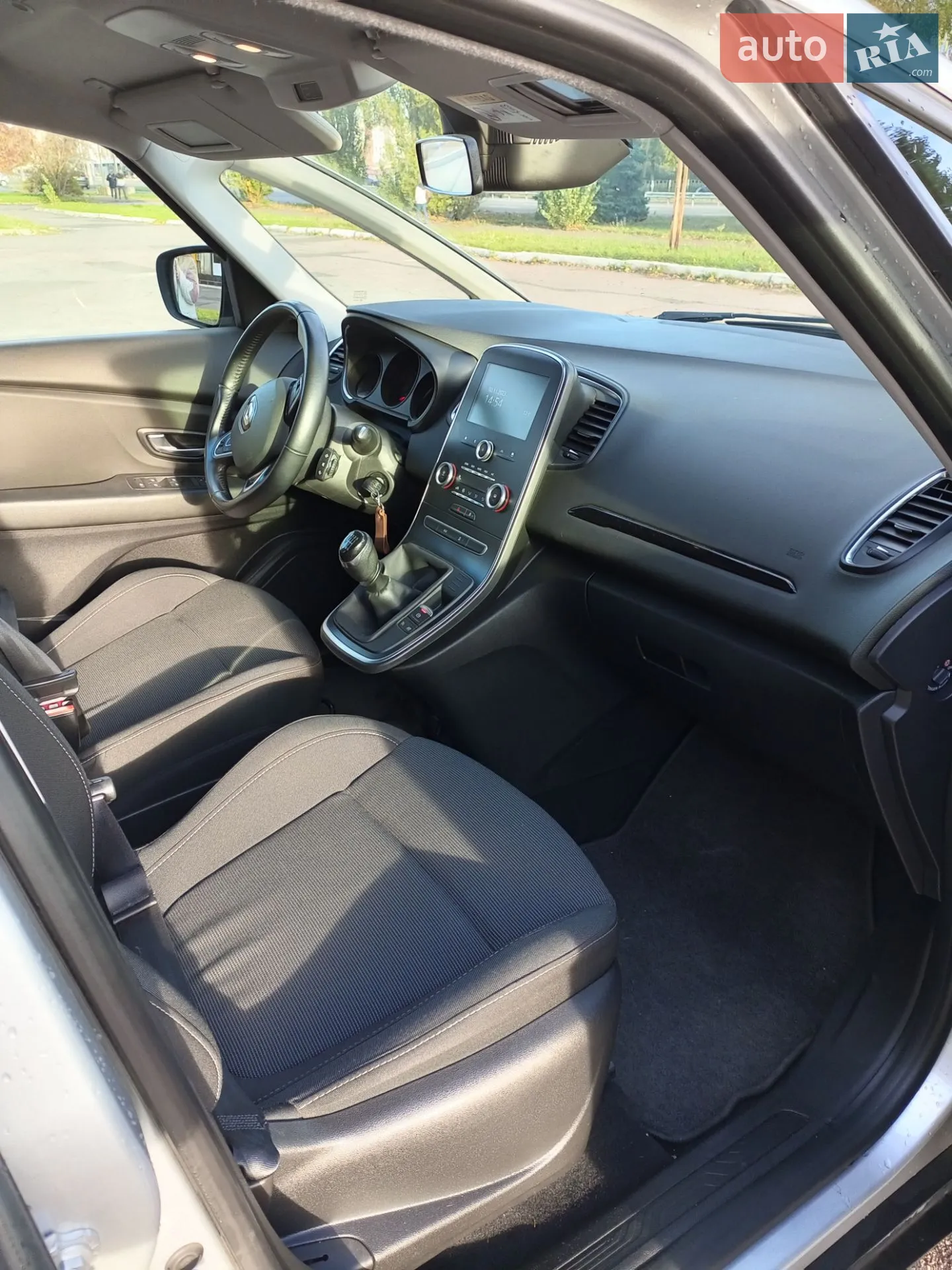 2017 Renault Scenic - мініатюра 26