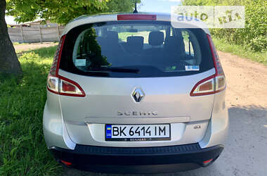 Мінівен Renault Scenic 2009 в Здолбуніві