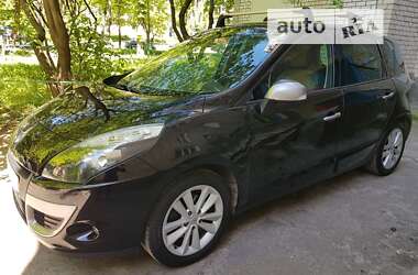 Минивэн Renault Scenic 2011 в Чернигове