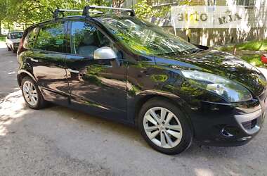 Мінівен Renault Scenic 2011 в Чернігові