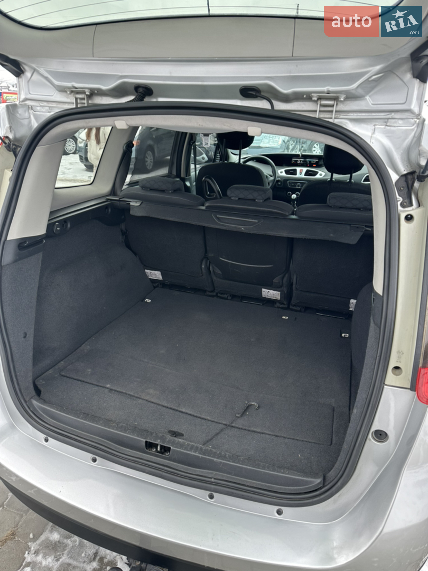 2010 Renault Scenic - мініатюра 4