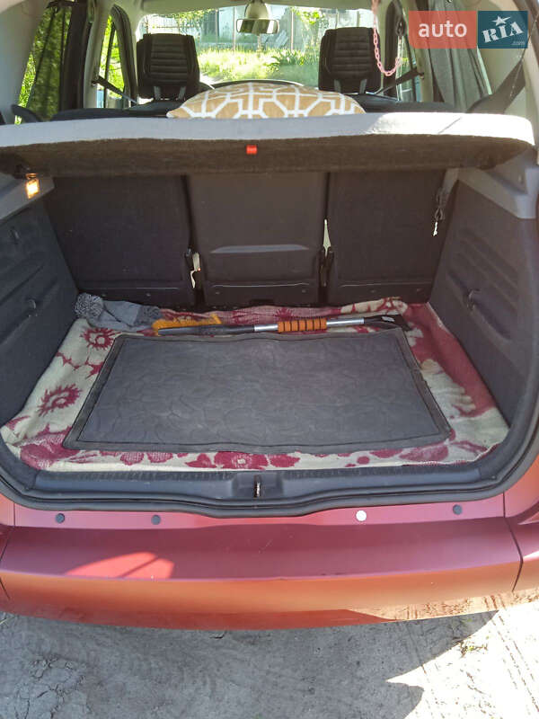 Минивэн Renault Scenic 2007 в Краснограде