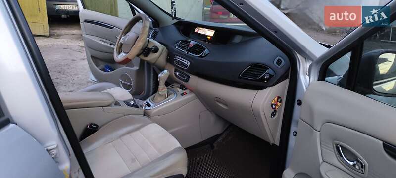 Минивэн Renault Scenic 2011 в Первомайске