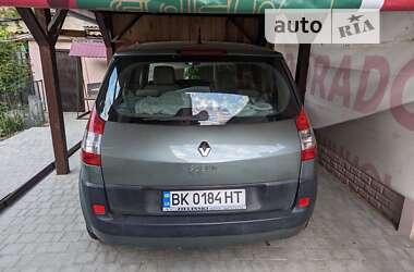 Минивэн Renault Scenic 2006 в Ровно