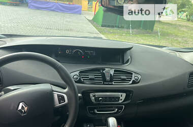 Мінівен Renault Scenic 2012 в Кривому Розі
