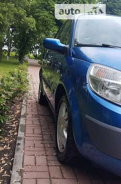 Мінівен Renault Scenic 2005 в Хоролі