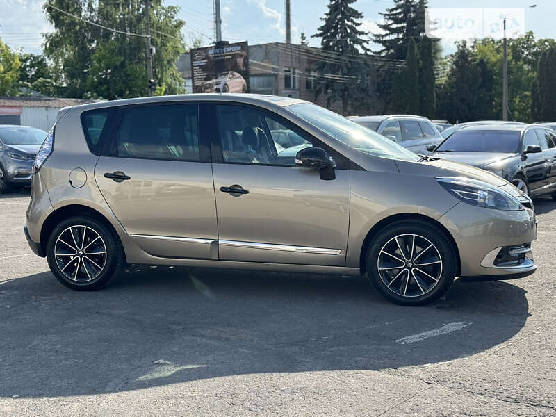 Минивэн Renault Scenic 2013 в Дубно