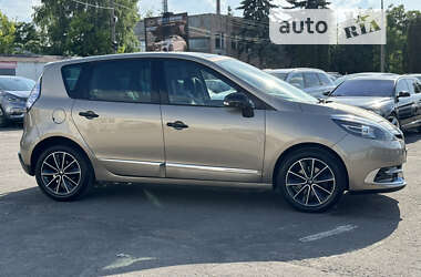 Минивэн Renault Scenic 2013 в Дубно