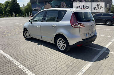 Мінівен Renault Scenic 2010 в Луцьку