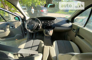 Мінівен Renault Scenic 2005 в Кропивницькому