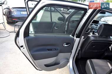 Мінівен Renault Scenic 2006 в Львові
