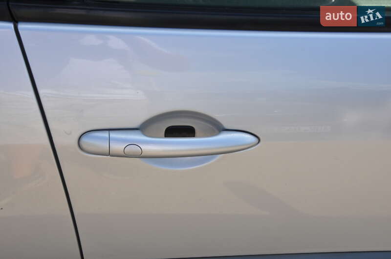 Минивэн Renault Scenic 2006 в Львове