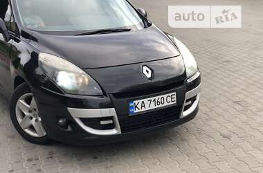 Минивэн Renault Scenic 2010 в Киеве