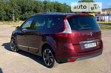 Мінівен Renault Scenic 2015 в Марганці