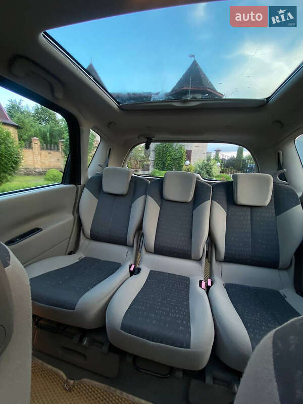 Мінівен Renault Scenic 2004 в Луцьку фото 13 Мінівен Renault Scenic 2004 в Луцьку
