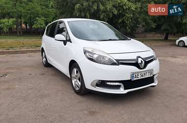 Мінівен Renault Scenic 2015 в 