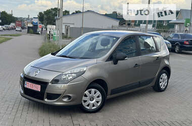 Минивэн Renault Scenic 2011 в Ровно