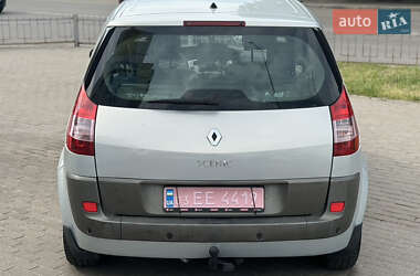 Минивэн Renault Scenic 2005 в 