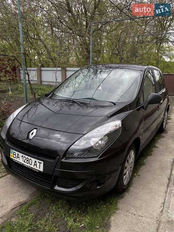 Минивэн Renault Scenic 2009 в Александрие