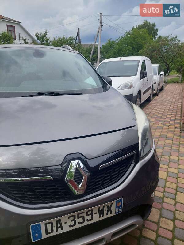 Минивэн Renault Scenic 2013 в Дубно