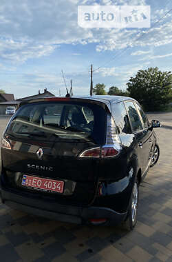 Мінівен Renault Scenic 2012 в Нововолинську