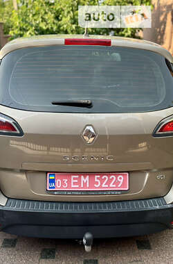 Мінівен Renault Scenic 2012 в Рівному