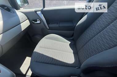 Мінівен Renault Scenic 2006 в Рівному