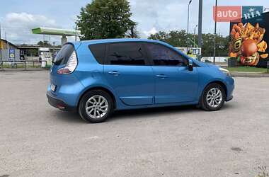 Минивэн Renault Scenic 2012 в 