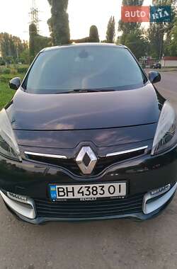Минивэн Renault Scenic 2013 в 