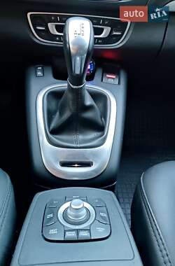 Минивэн Renault Scenic 2013 в 