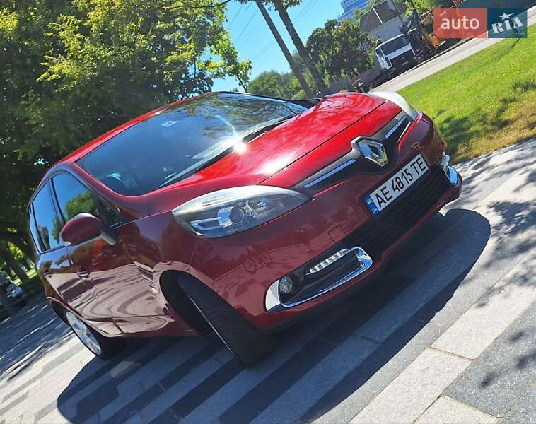 Мінівен Renault Scenic 2012 в Дніпрі фото 14 Мінівен Renault Scenic 2012 в Дніпрі