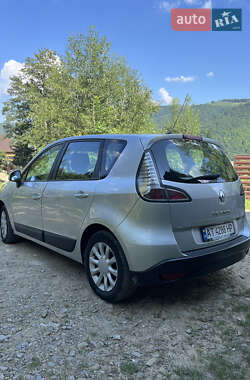 Мінівен Renault Scenic 2013 в Яремчі