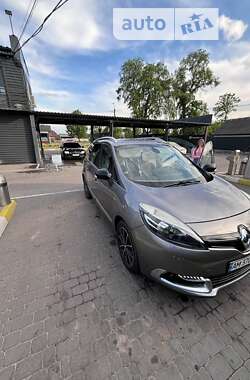 Минивэн Renault Scenic 2013 в Коростене