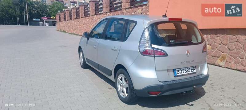 Минивэн Renault Scenic 2013 в Тернополе