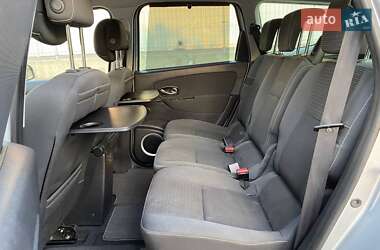 Мінівен Renault Scenic 2010 в 