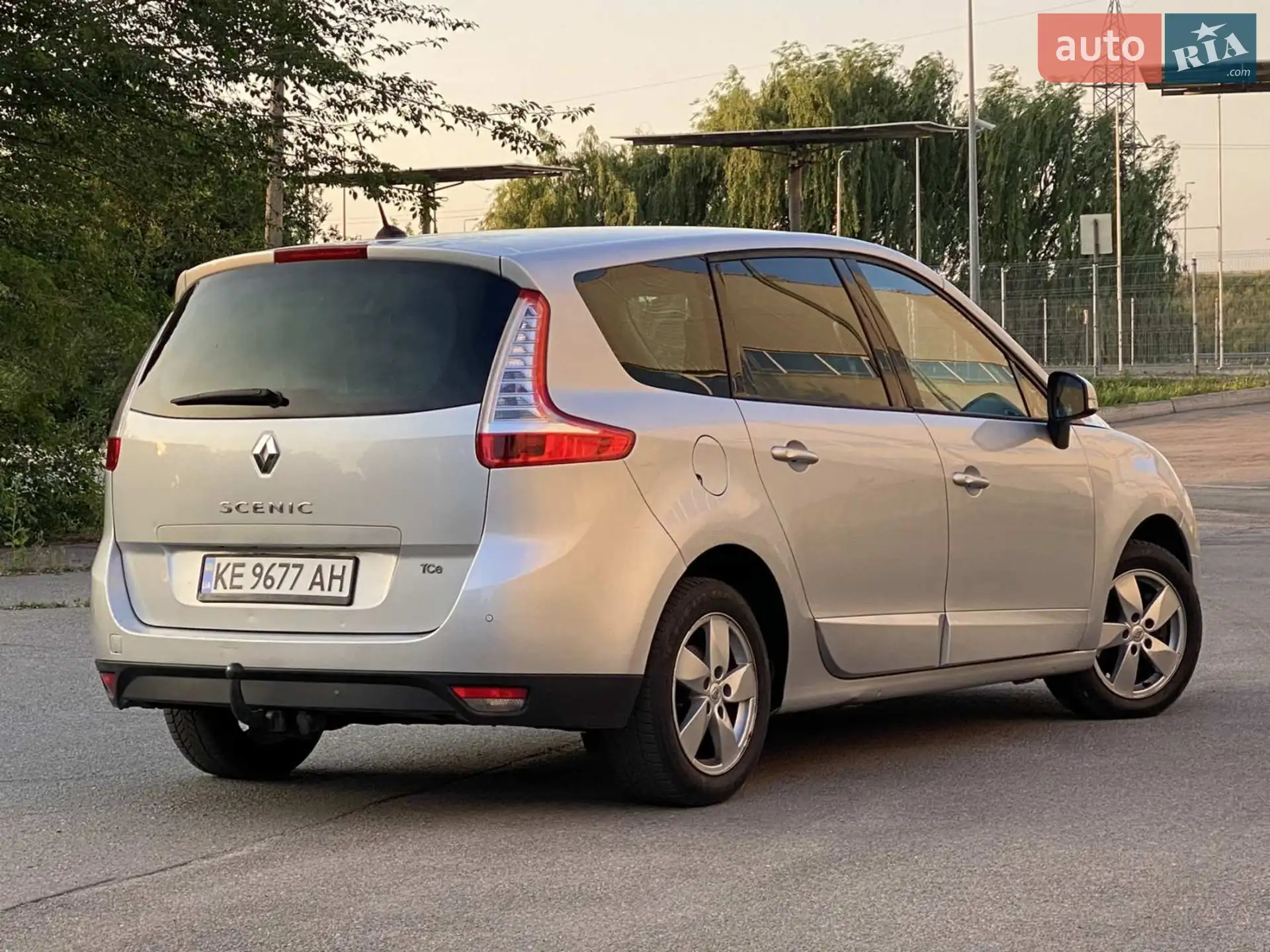 2010 Renault Scenic - мініатюра 10