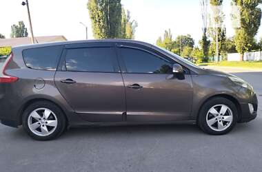 Минивэн Renault Scenic 2010 в Полтаве